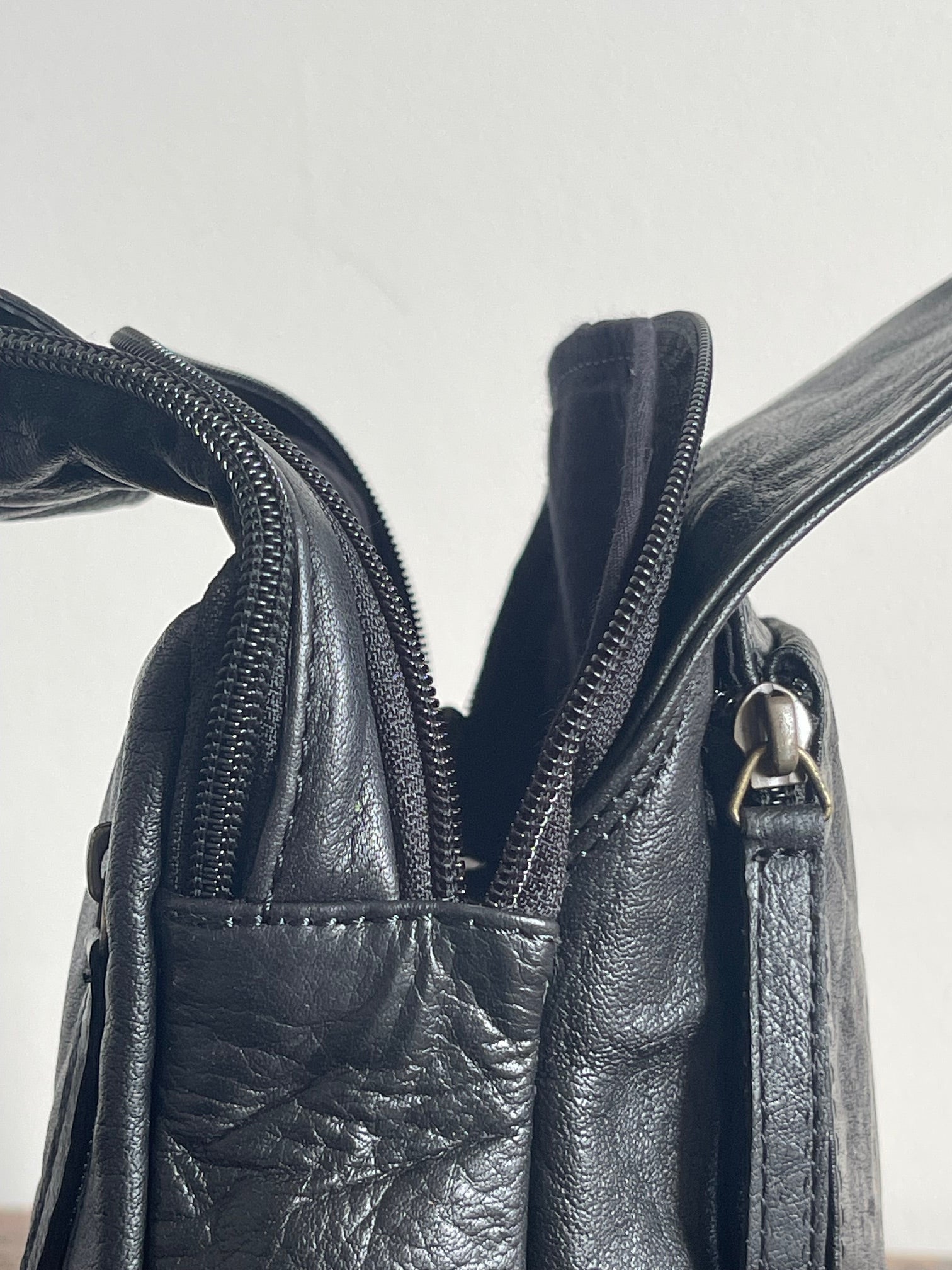 WDTS cloudy leather Crossbody Sling Bag