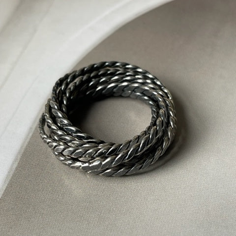 8 Twisted Silver Rings