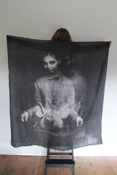 WDTS 100% Cashmere shawl - The Pig