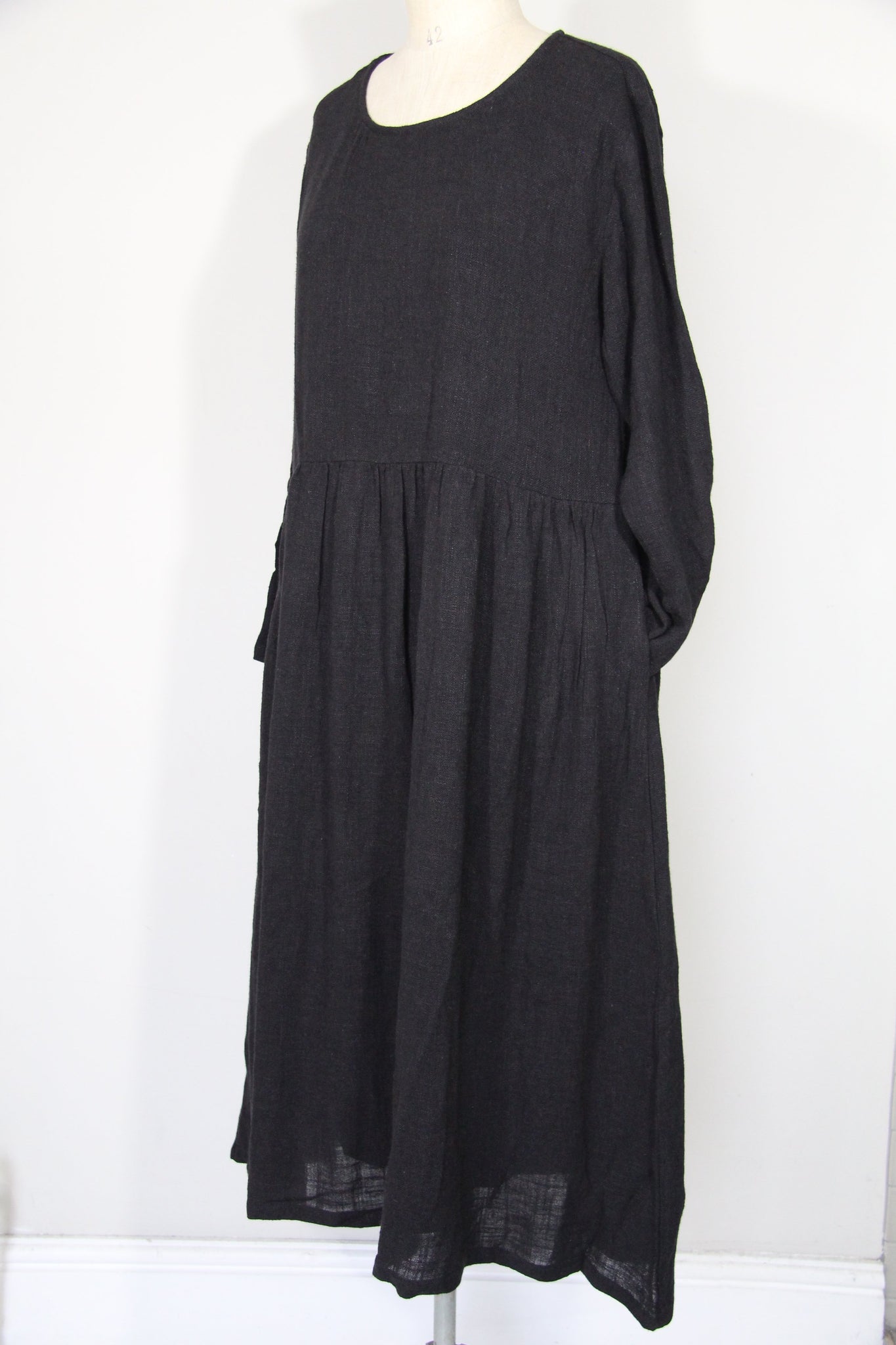 WDTS - Double Layered dress - Black