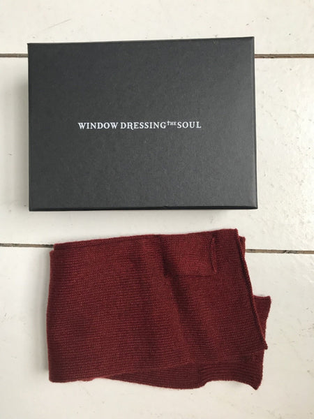 WDTS - Arm warmers in red berry wool